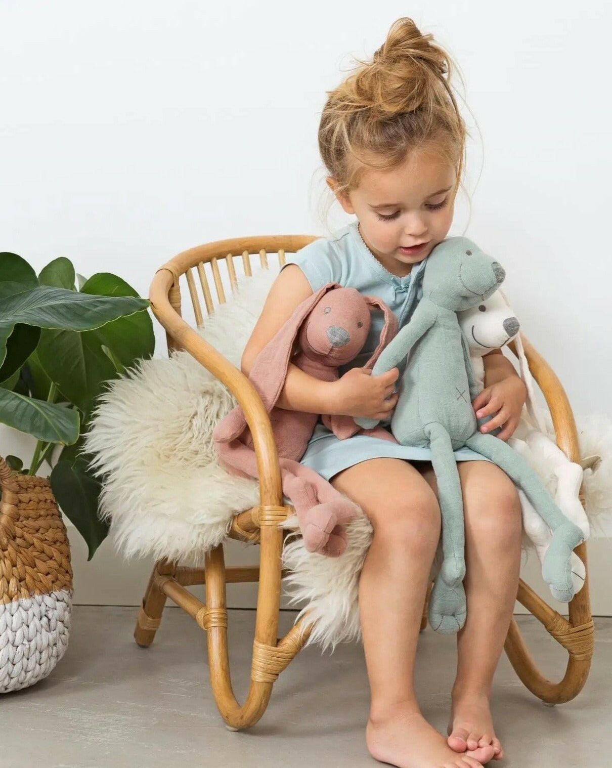 Linen Richie Rabbit by Happy Horse - Pink Dolls Newcastle Classics