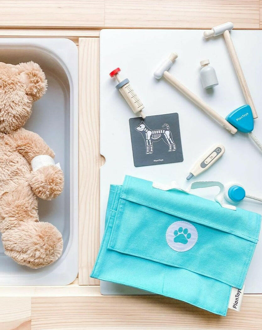Vet Set Kids Toys PlanToys