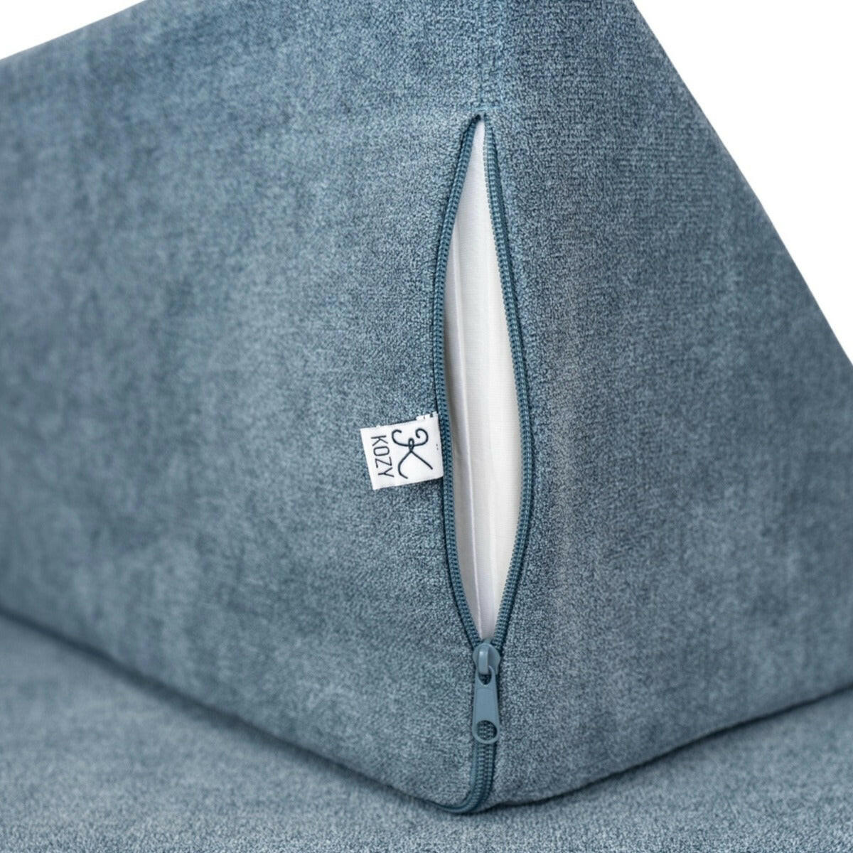 Kozy Couch Couch iloveplum