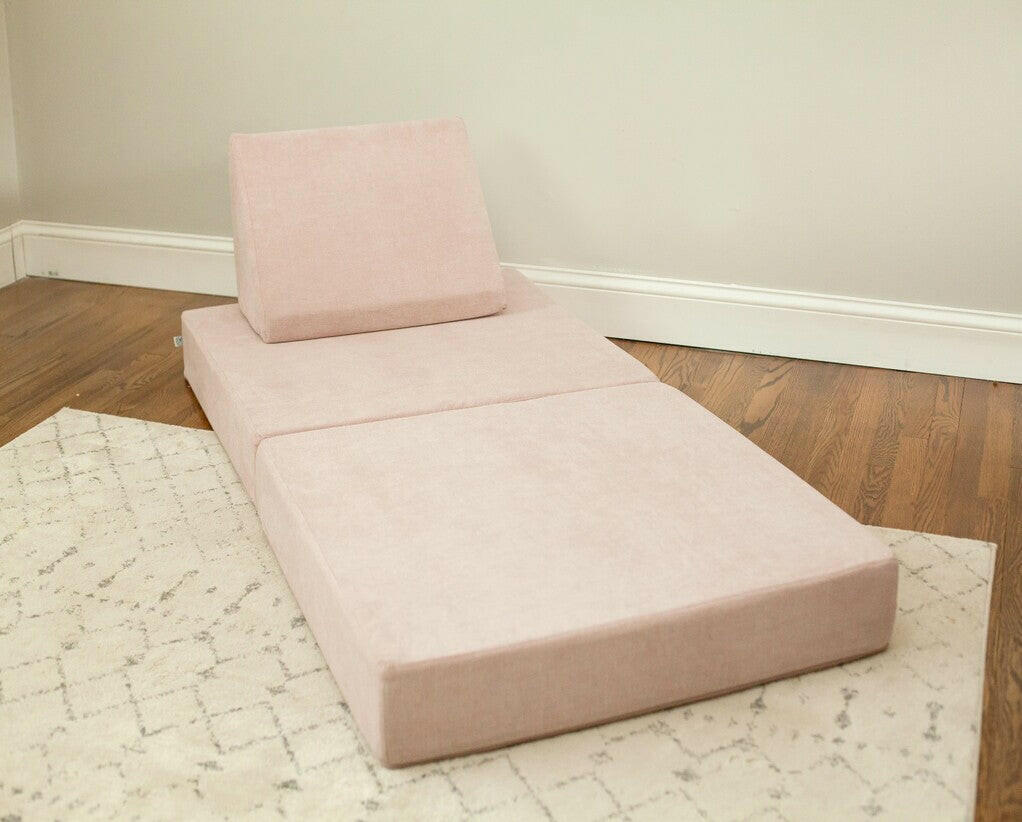 Kozy Couch Couch iloveplum