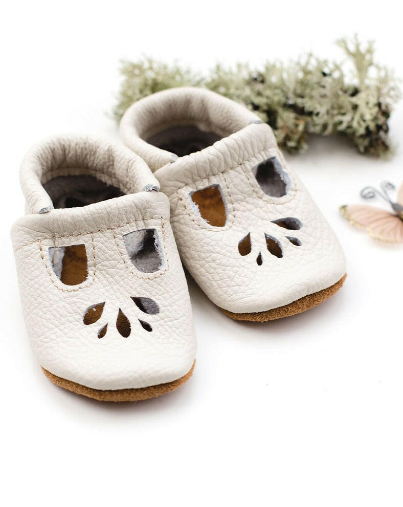Milk LOTUS T-strap Shoes Baby and Toddler Baby Shoes Starry Knight Design
