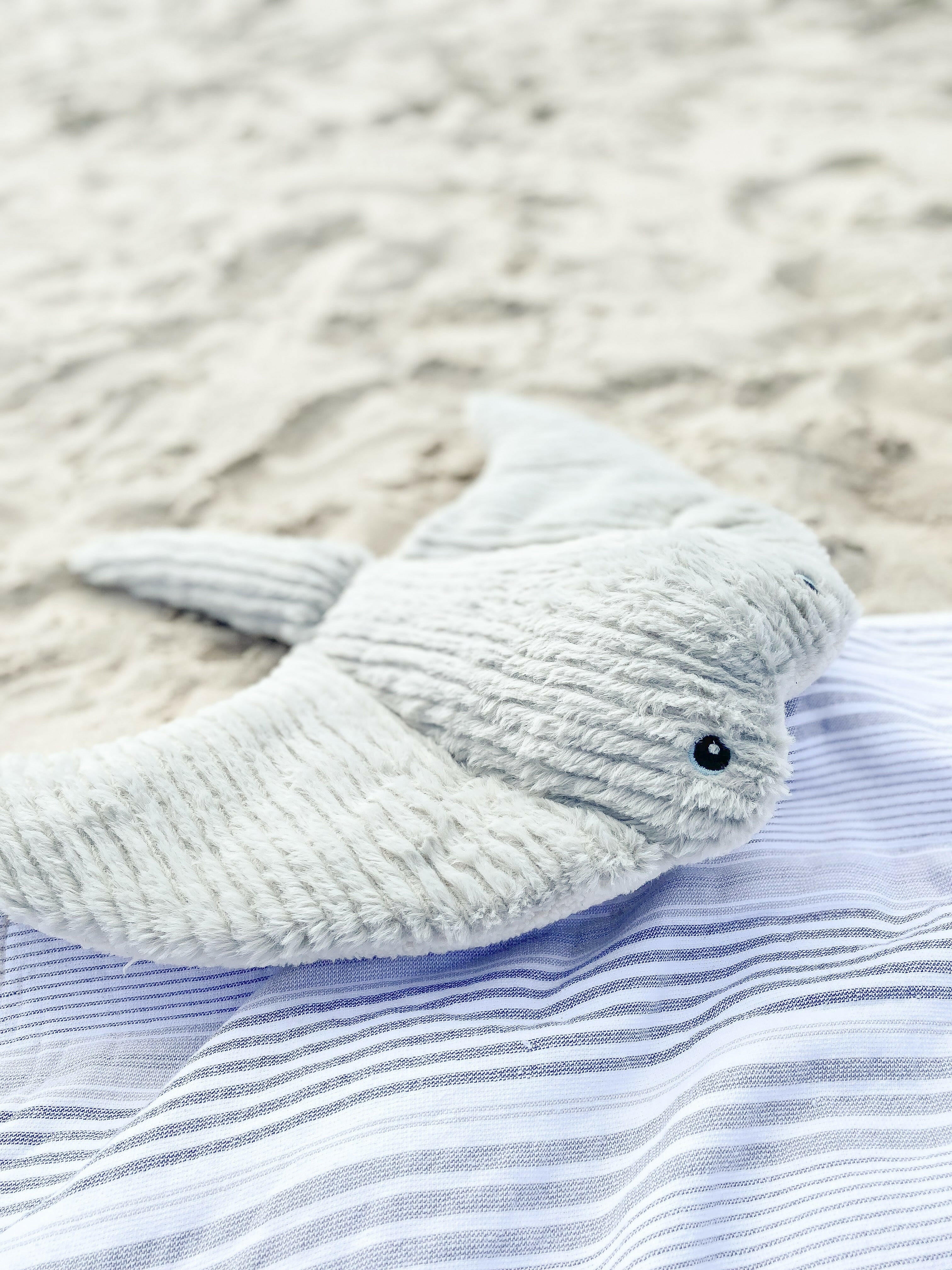 MONTY THE MANTA RAY Stuffed Toy MON AMI