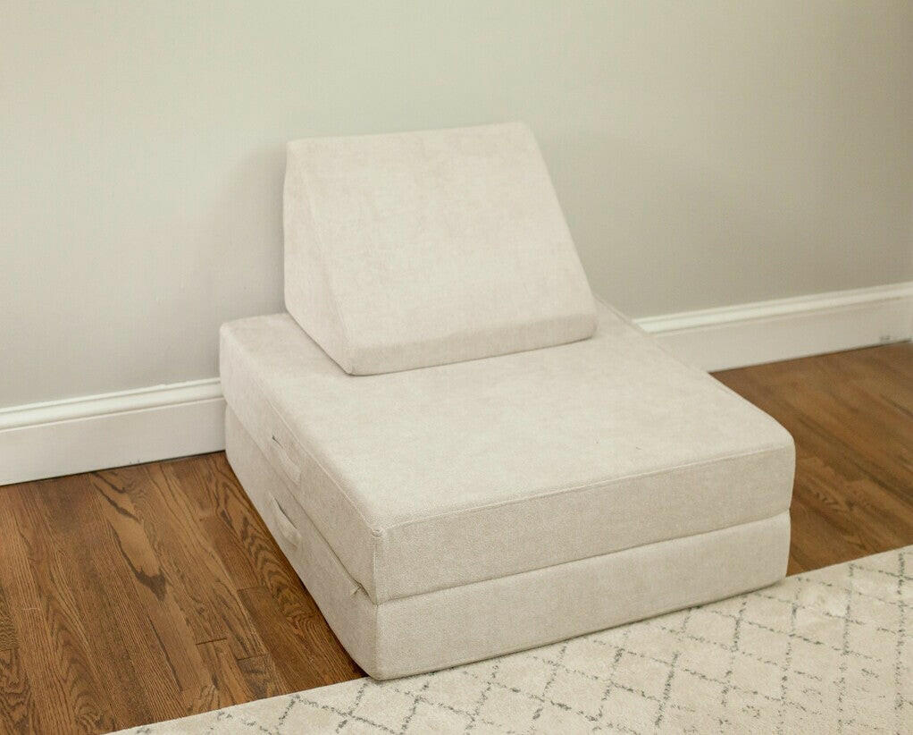 Kozy Couch Couch iloveplum