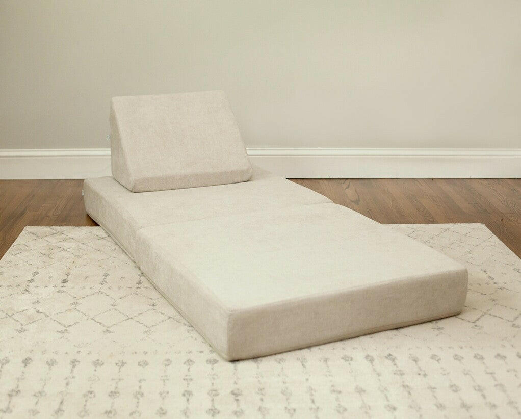 Kozy Couch Couch iloveplum