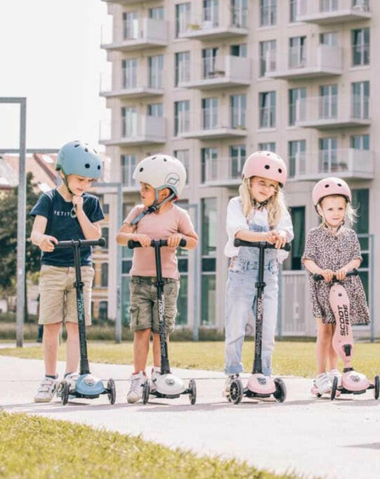 Highwaykick 3 LED Scooter Riding Scooters Scoot and Ride