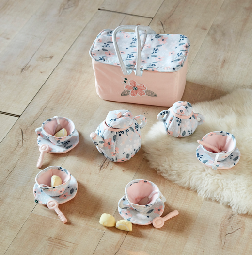 Plush Tea Set Wonder and Wise