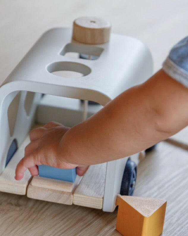 Sorting Bus - Orchard Kids Toys PlanToys