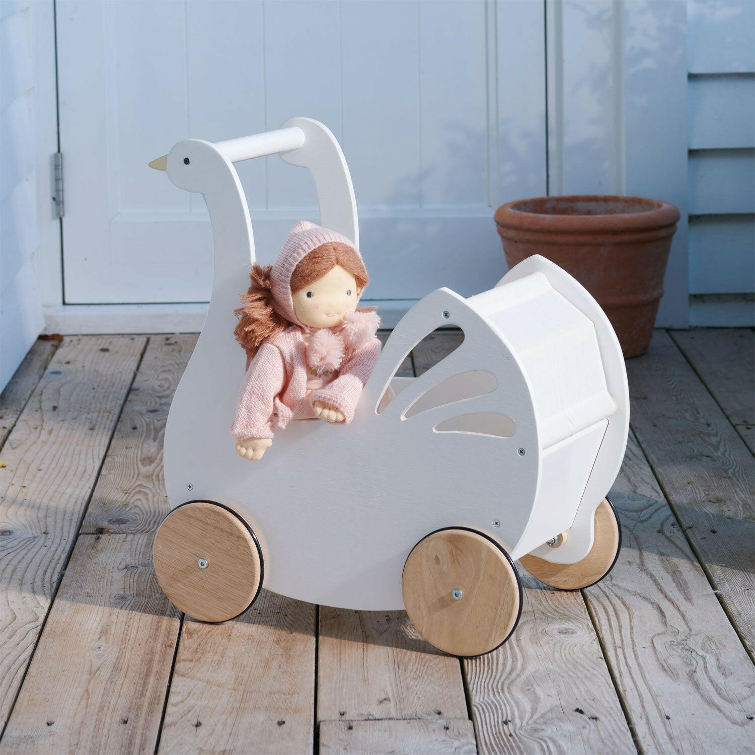 Sweet Swan Pram  Tender Leaf
