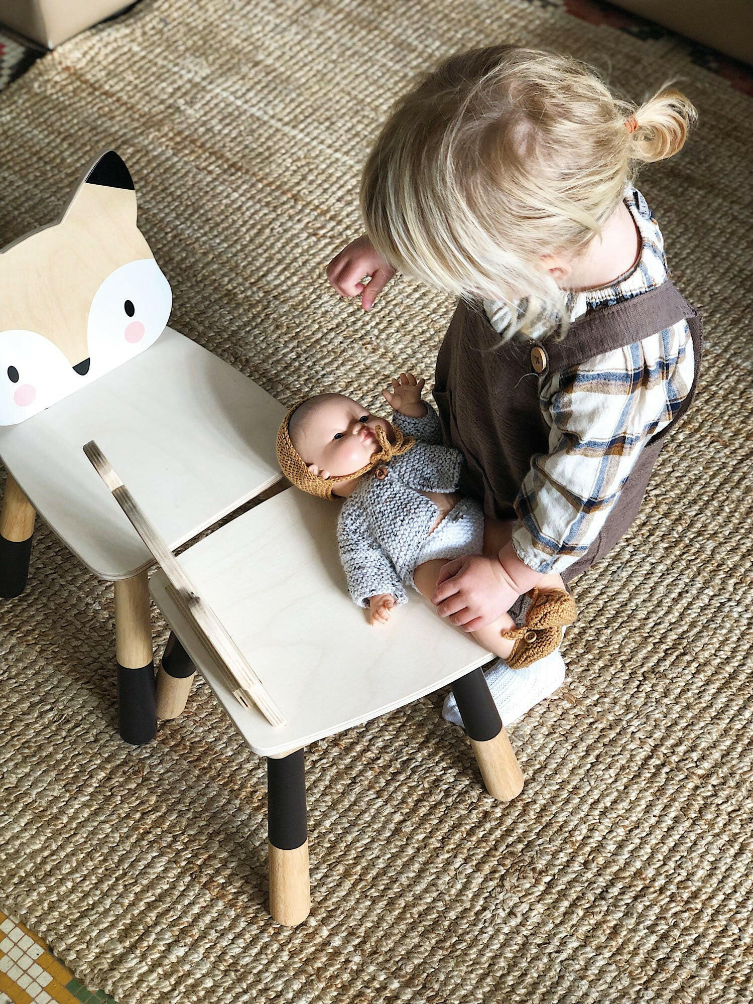 Forest Fox Chair Tender Leaf