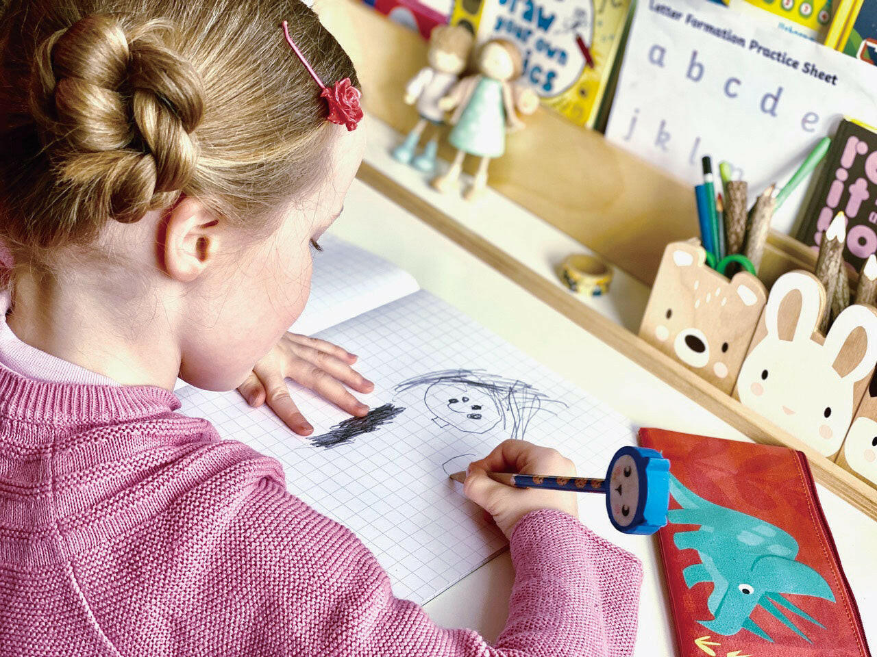 Desk and Chair  Tender Leaf