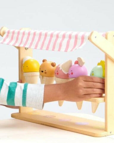 Scoops and Smiles Wooden Toys Tender Leaf