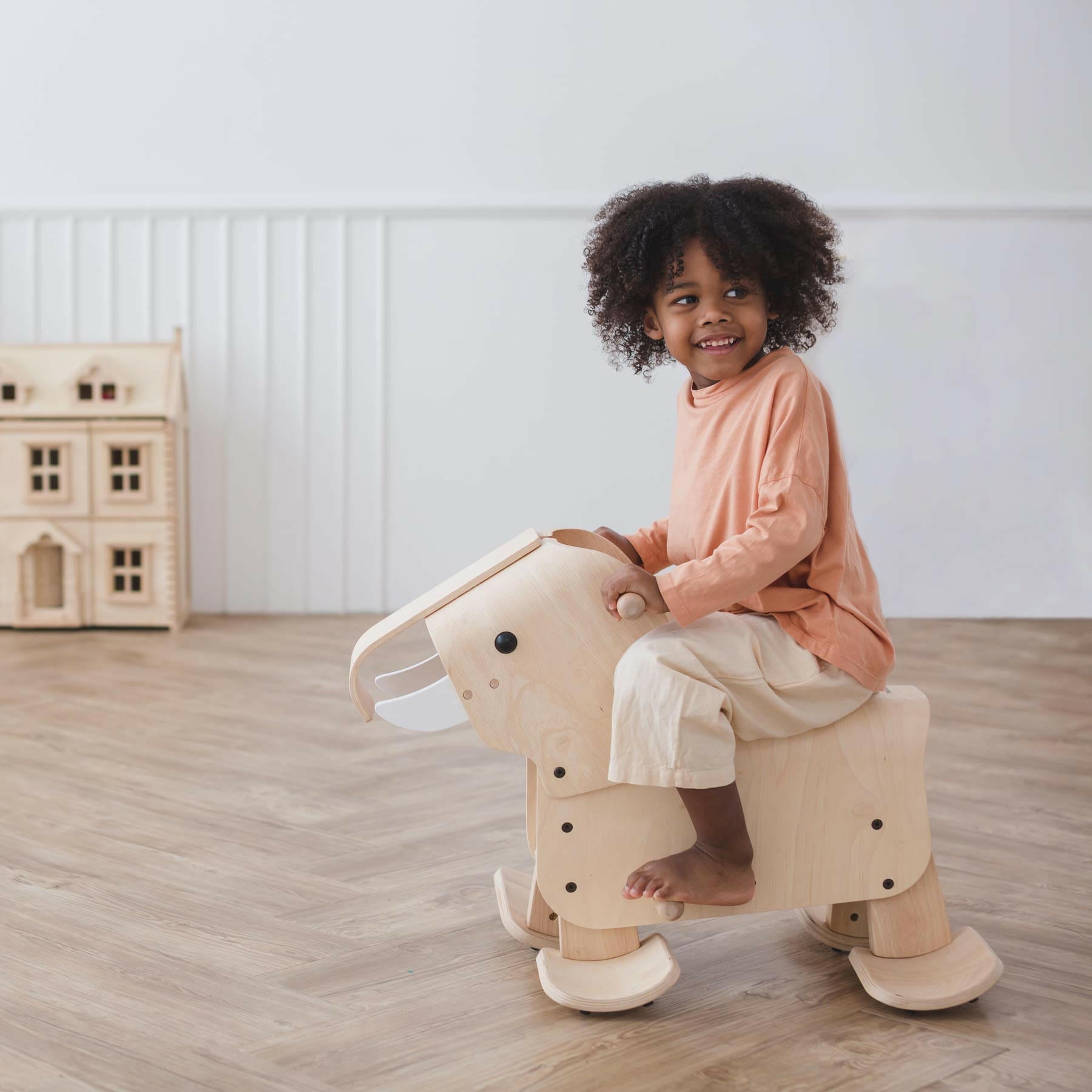 Walking Elephant Kids Toys PlanToys Natural