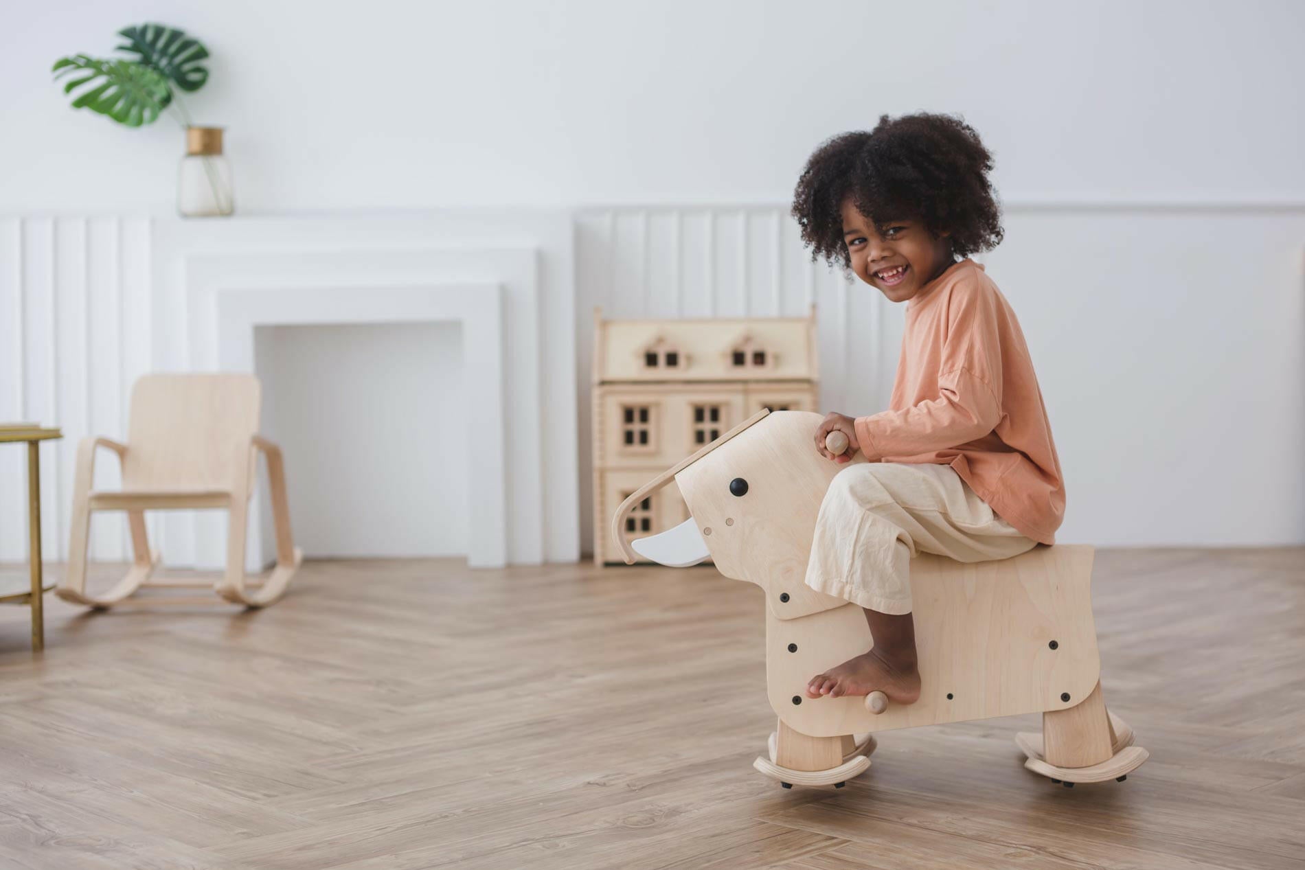 Walking Elephant Kids Toys PlanToys