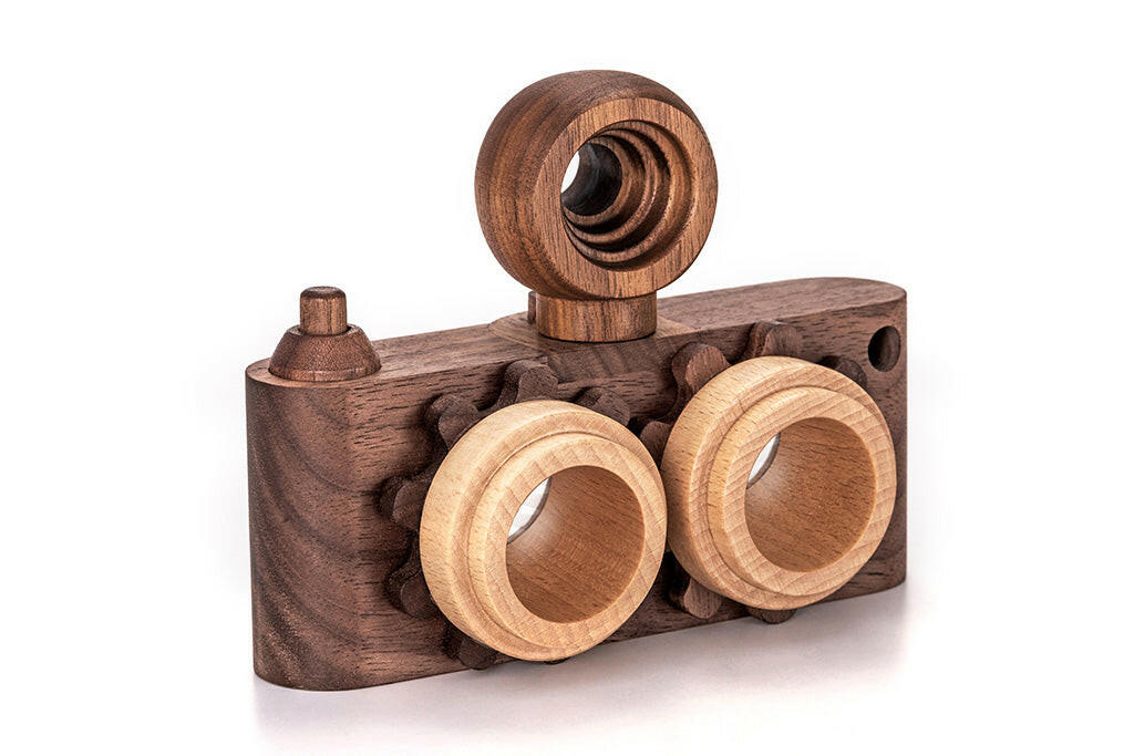 Twinkle Camera - Walnut Camera Body W/ Beechwood Lenses Father's Factory + no.3 Round Flash Light