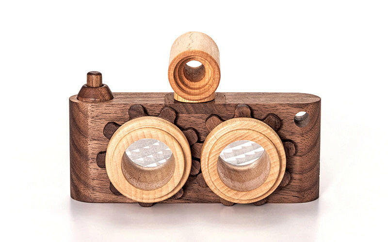 Twinkle Camera - Walnut Camera Body W/ Beechwood Lenses Father's Factory + no.4 View Finder in Beech
