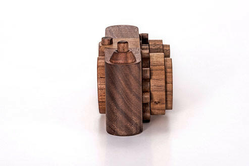 Twinkle Camera - Walnut wooden toy Father's Factory