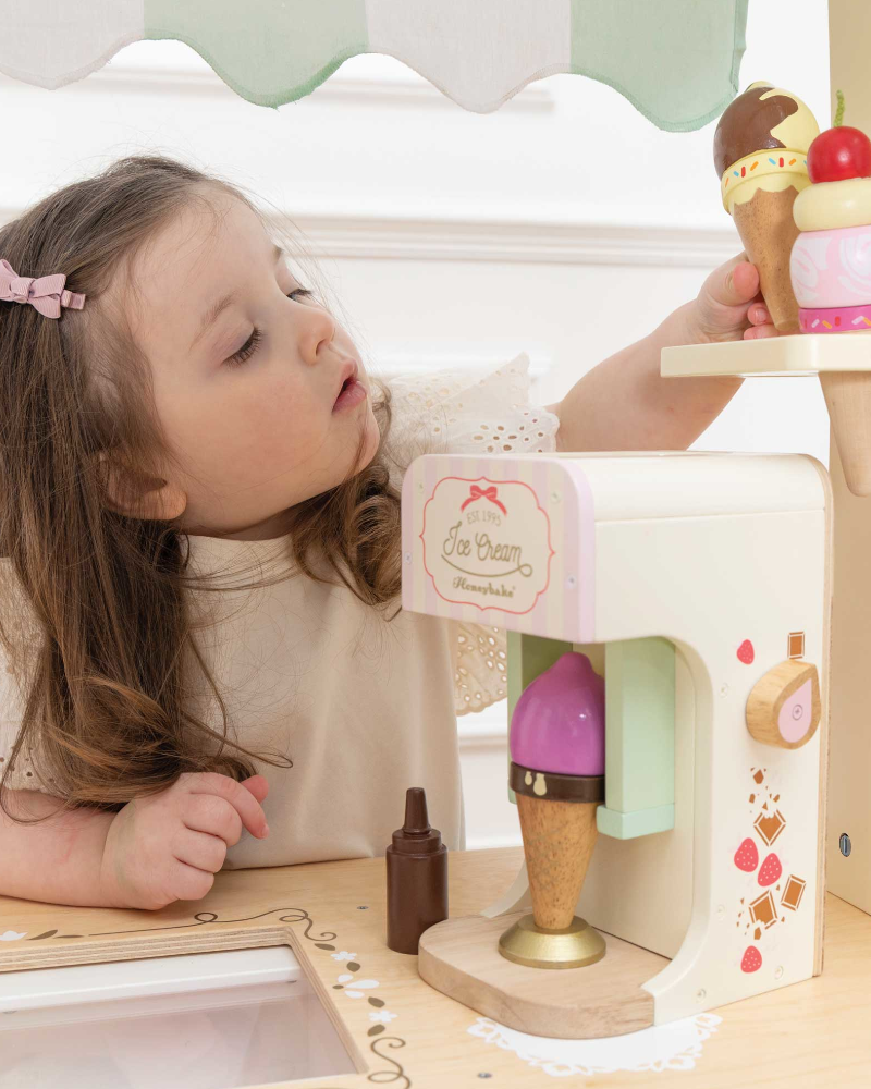Le Toy Van Toddler Ice Cream Trolley Pretend Play Le Toy Van