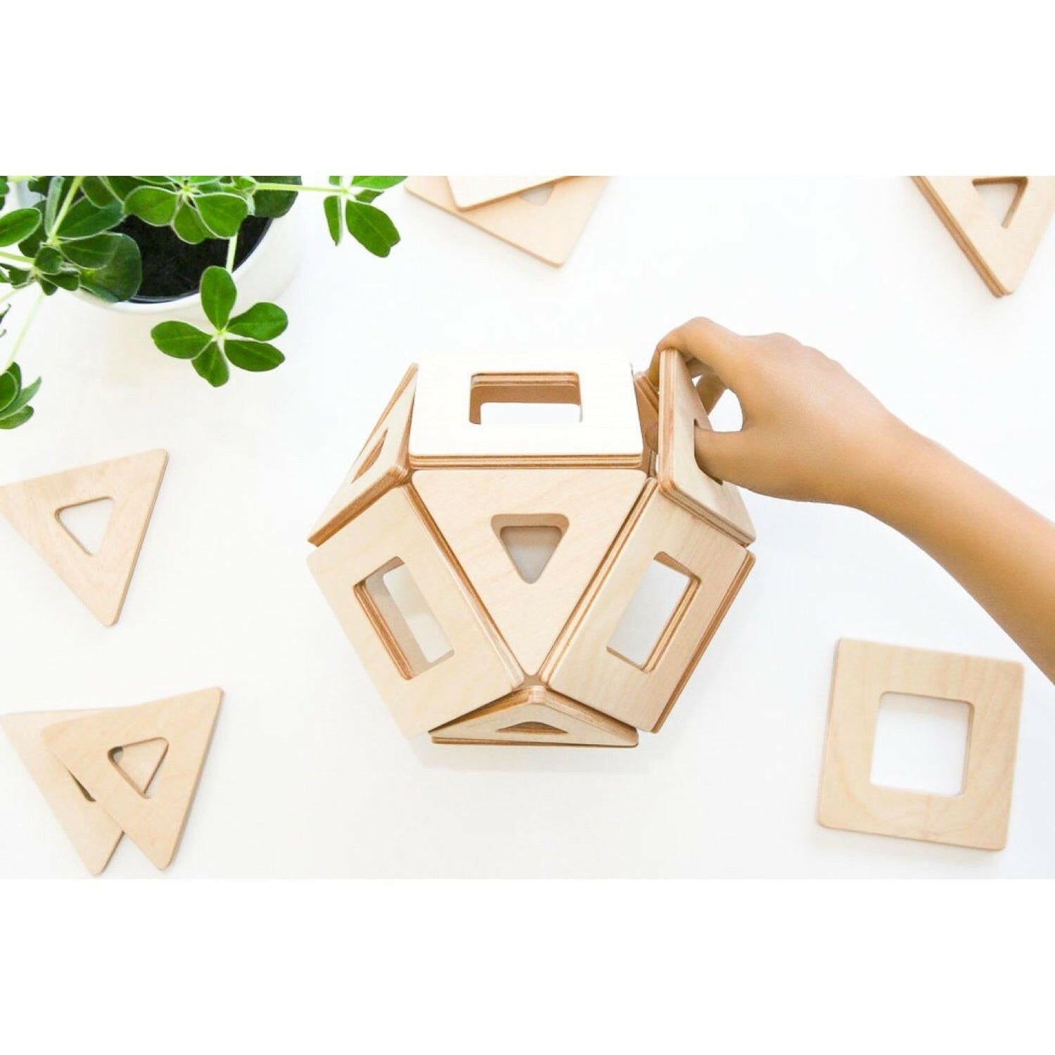 Earth Tiles - Wooden Magnetic Tiles - Natural Birch Magnetic Block Big Future Toys