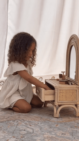 Arch Kids Floor Vanity Furniture Ellie & Becks Co.