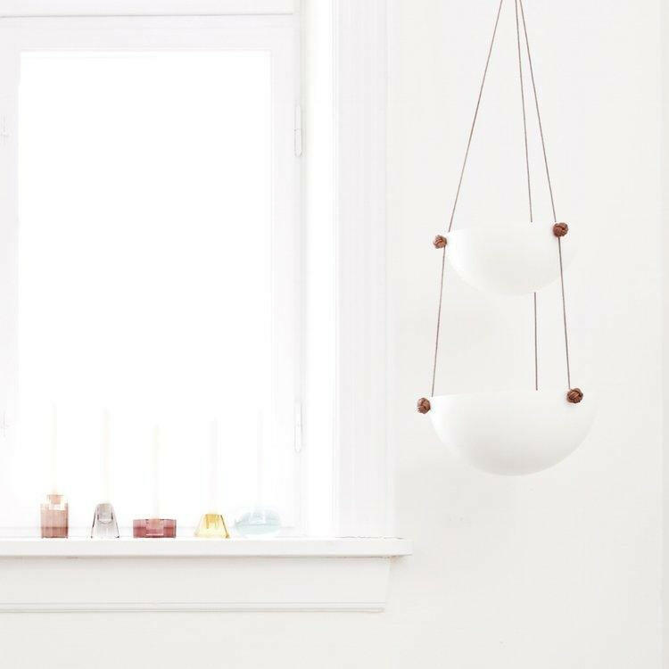 Nordic Candleholder In Small Facet Aubergine OYOY