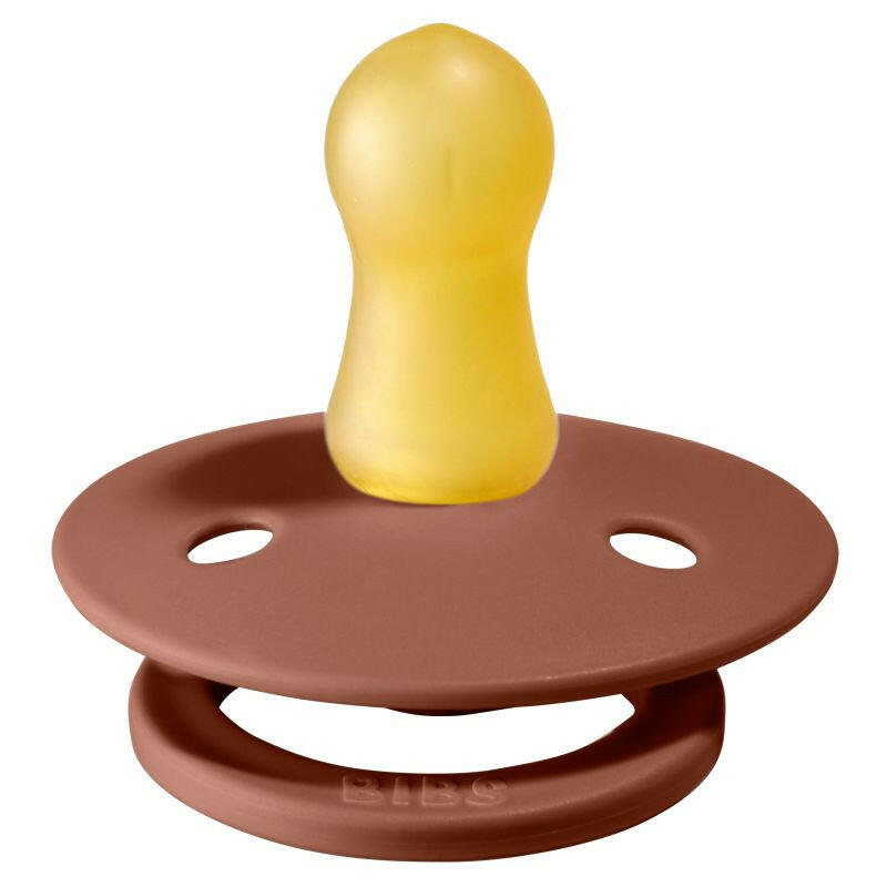 Frigg Natural Rubber Pacifier - Woodchuck Baby Essentials Mushie