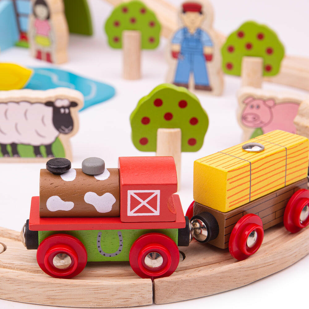 Farm Train Set by Bigjigs Toys US Bigjigs Toys US