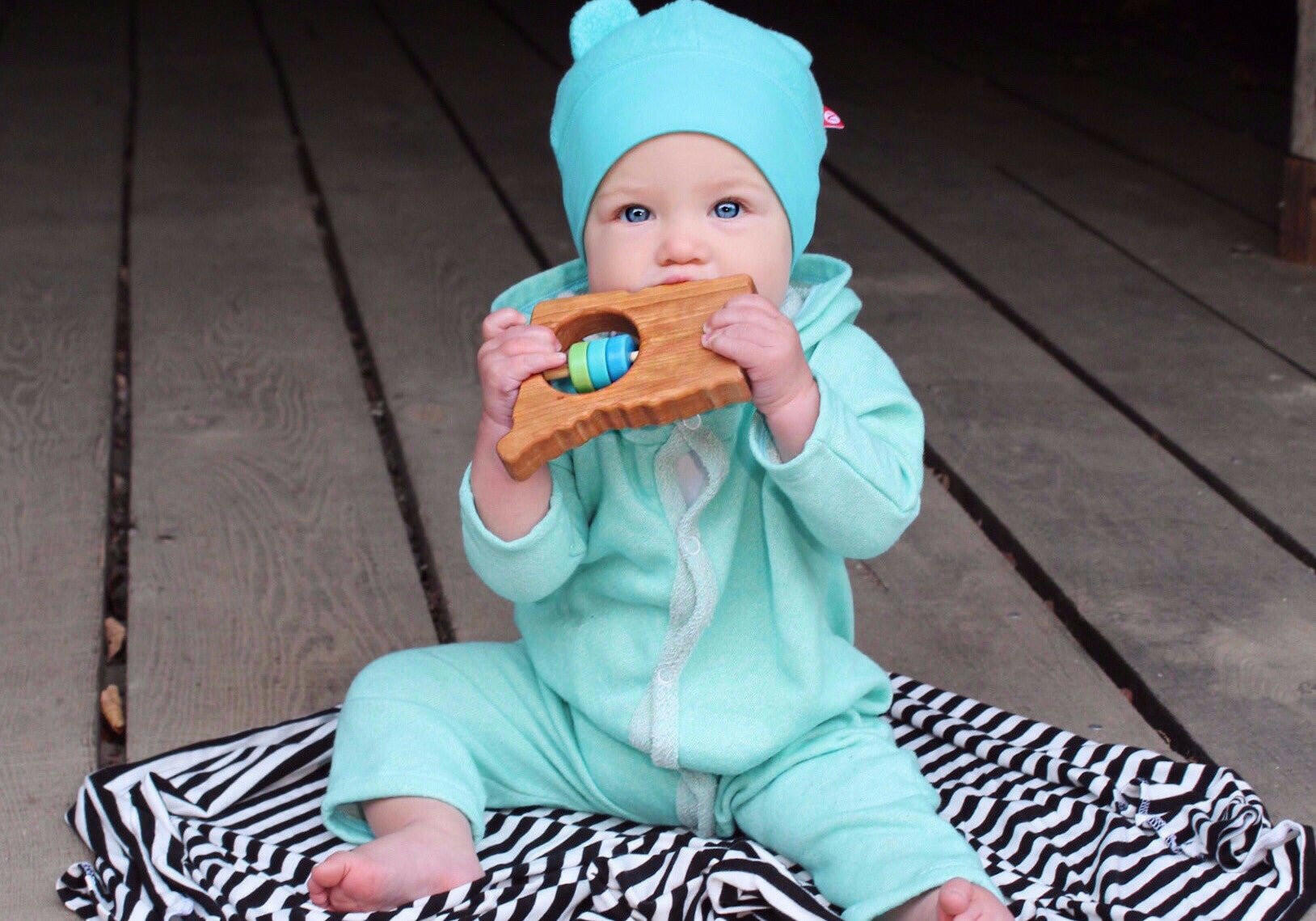 Connecticut State Wooden Baby Rattle™ State Rattle Bannor Toys