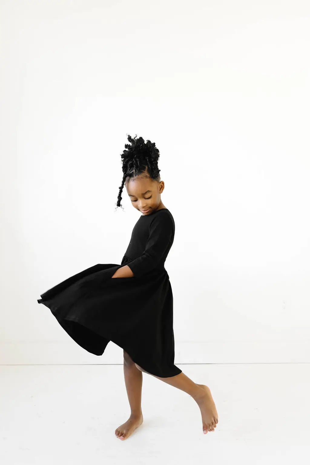 Autumn Dress in Midnight Ollie Jay