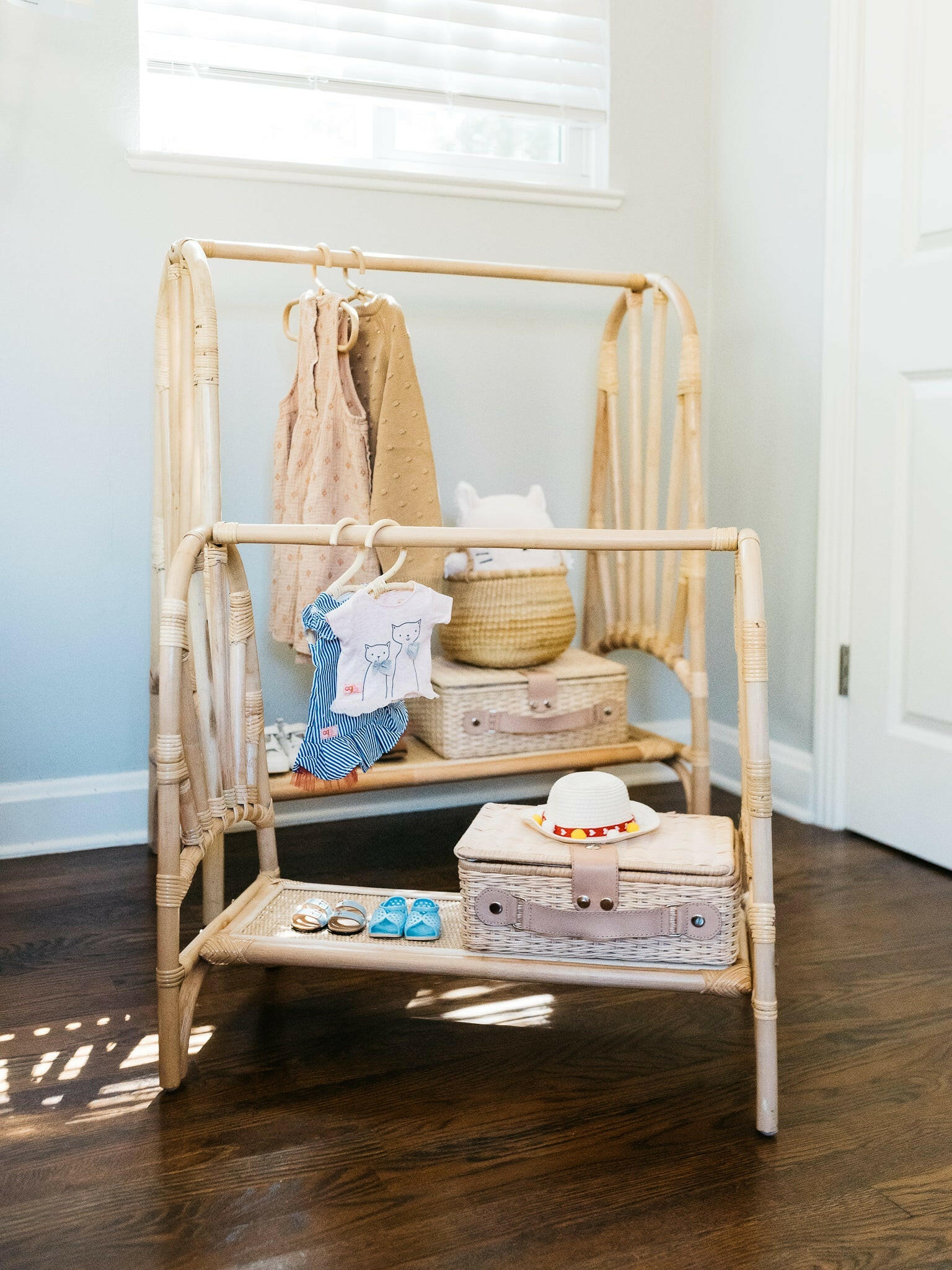 Kiara Kids Clothing Rack Furniture Ellie & Becks Co.