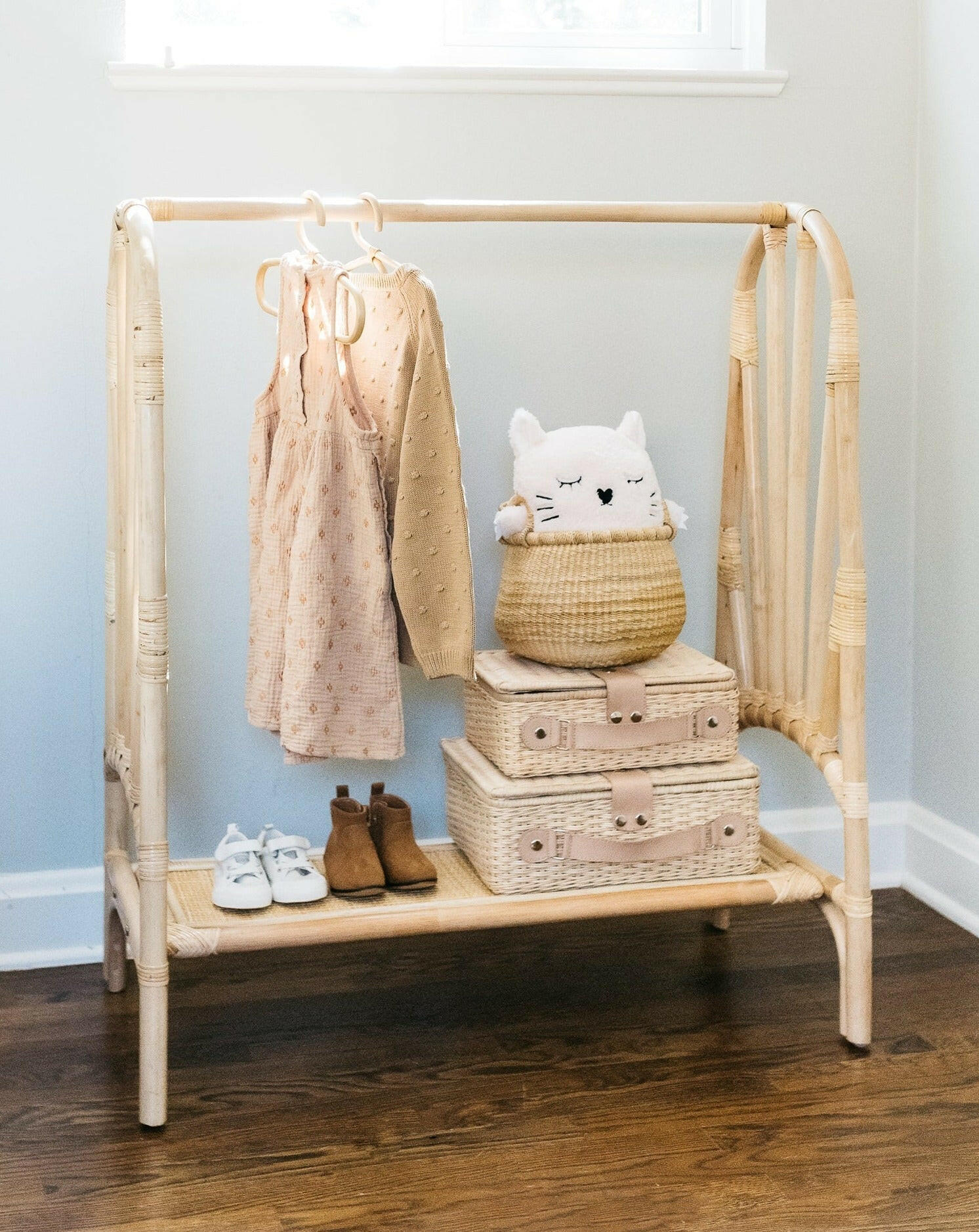 Kiara Kids Clothing Rack Furniture Ellie & Becks Co.