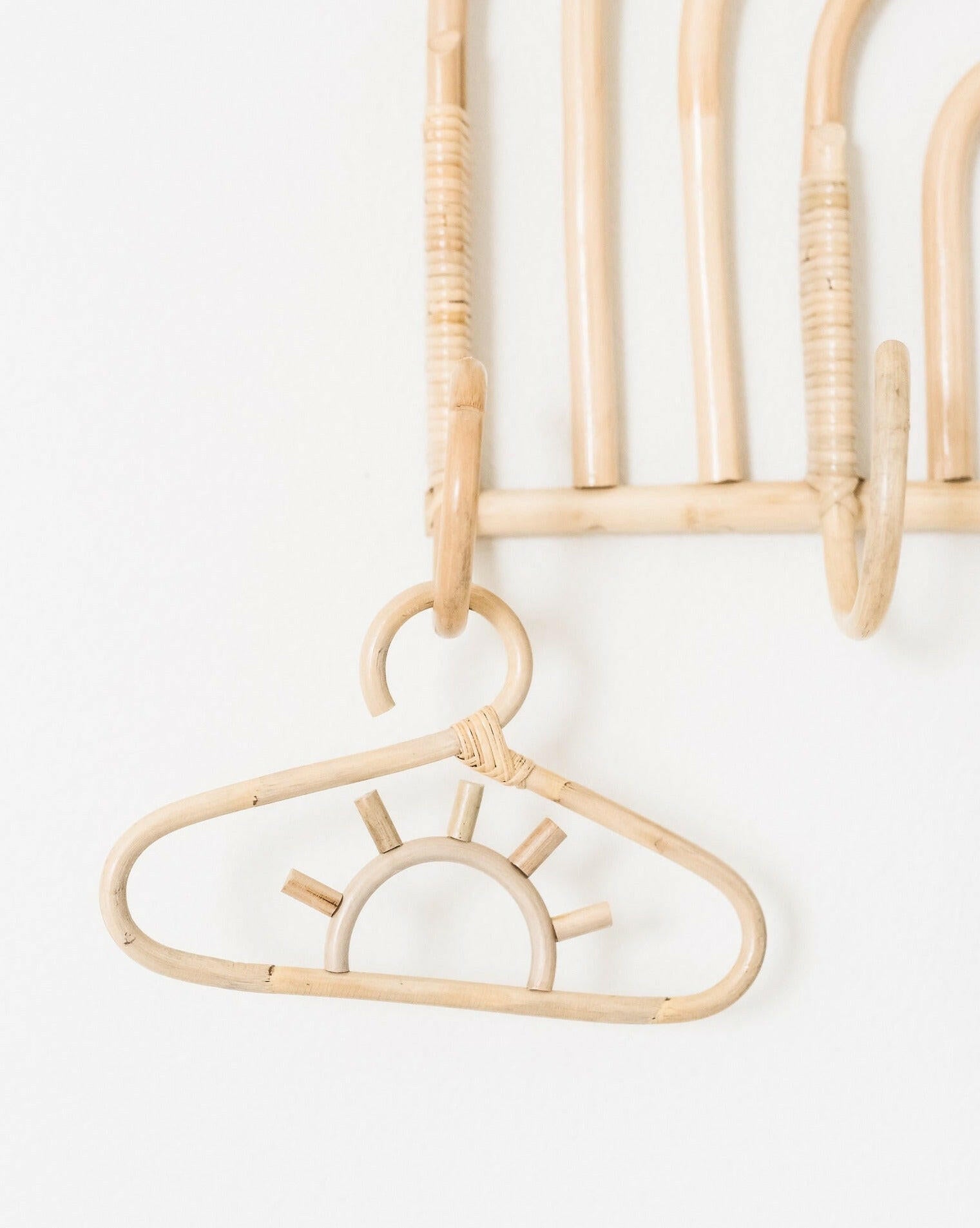 Sunny Rattan Hangers Organization Ellie & Becks Co.