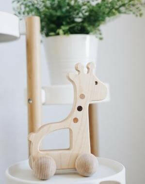 Giraffe Push Toy Wooden Toy Bannor Toys