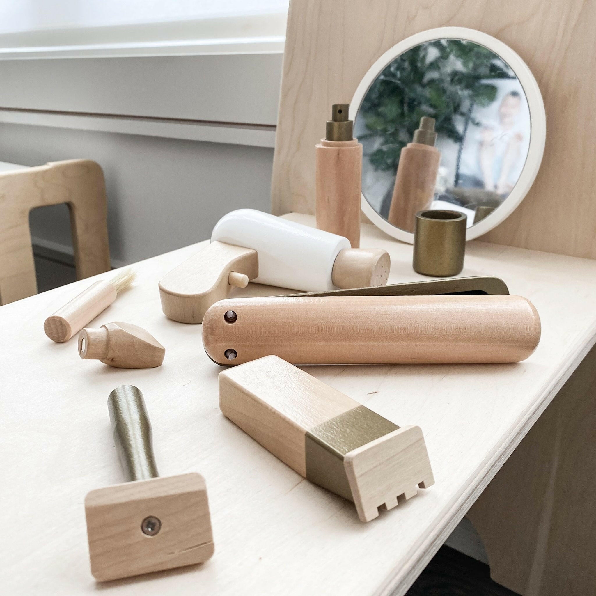 Wooden Hairdressing Set Wooden Toys Minikane