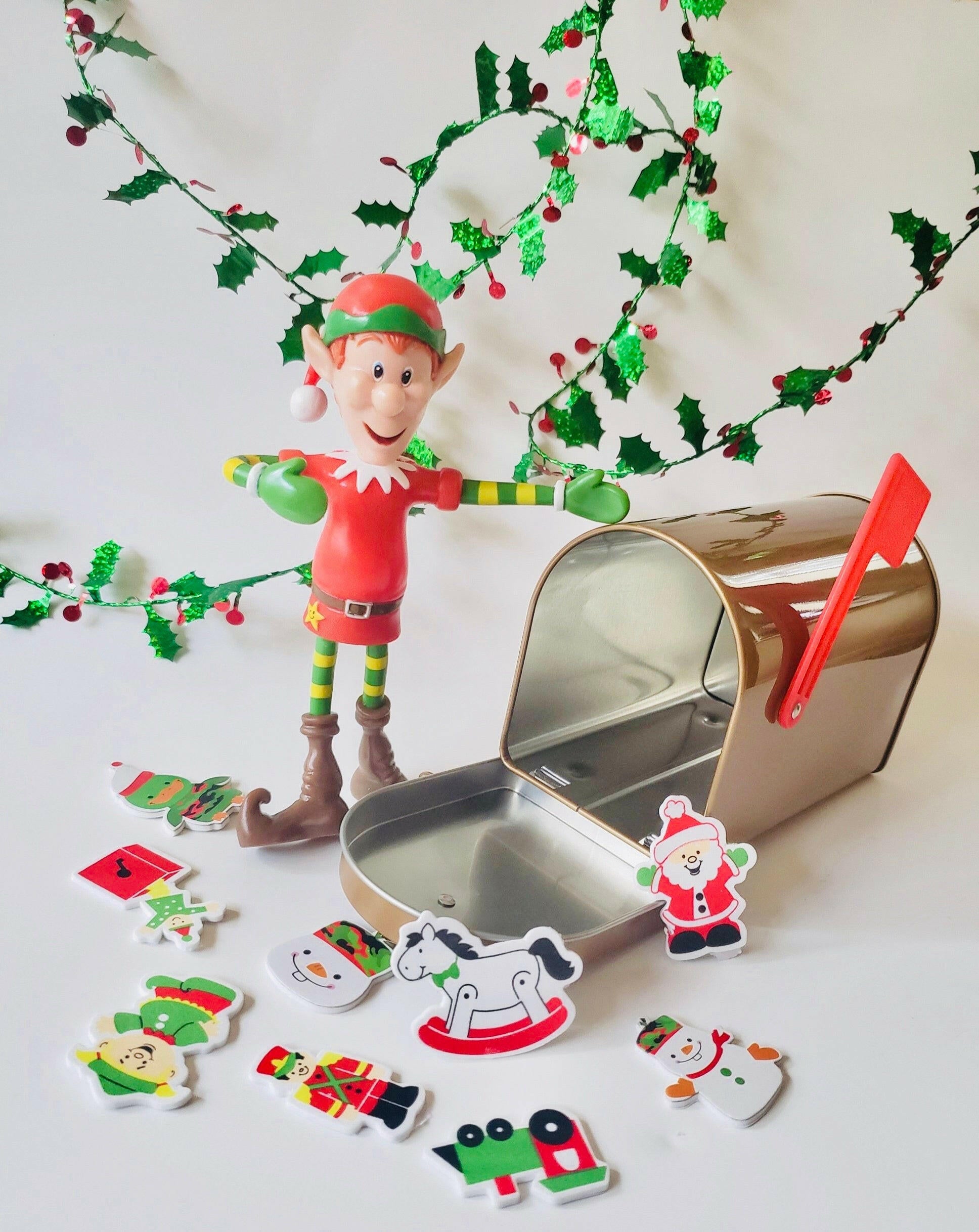 Santas Elf Friend Holiday Magino Kids