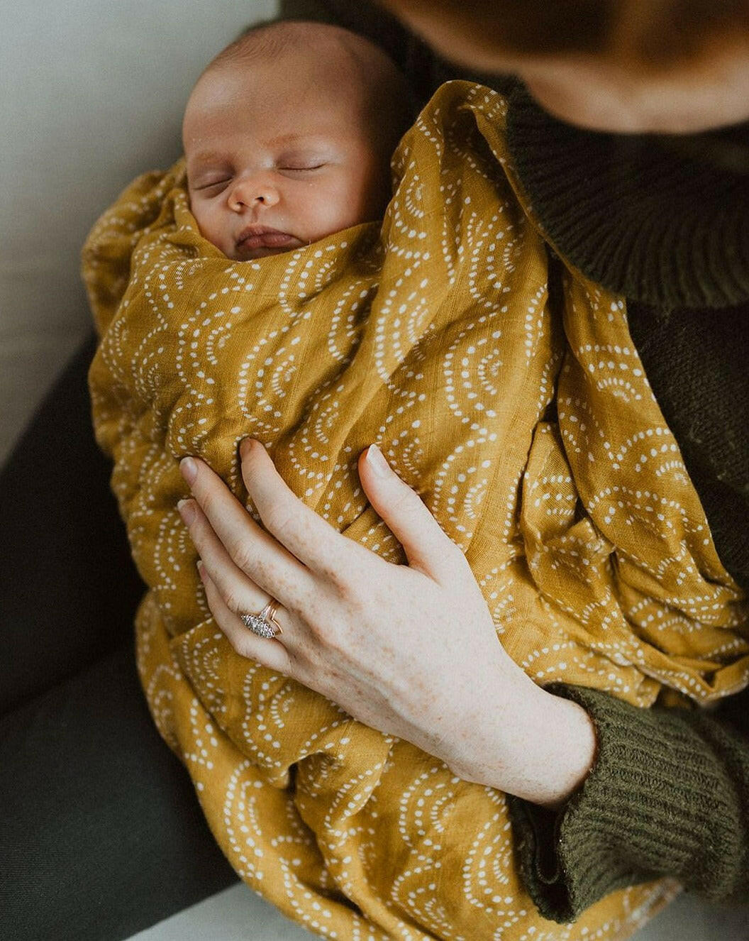 Organic Cotton + Bamboo Muslin Swaddle - Sunset Baby Essentials Kiin Baby