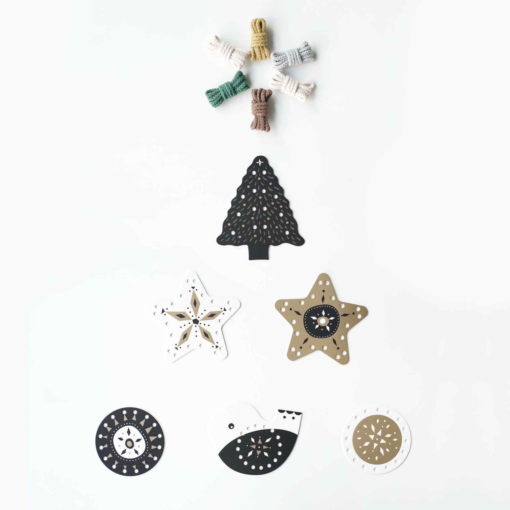 Festive Fun Lacing Ornaments Christmas Wee Gallery