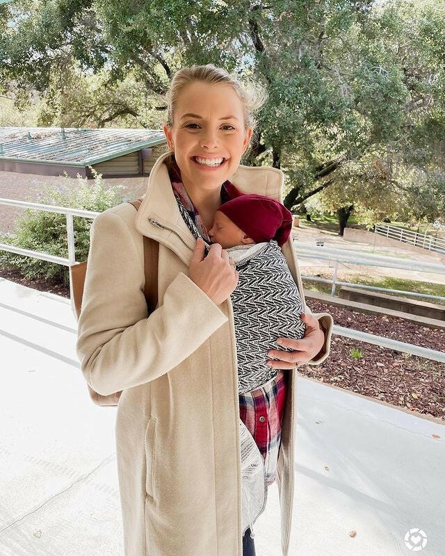 Moby Wrap Evolution - Starry Nights of Salvador Baby Essentials Moby