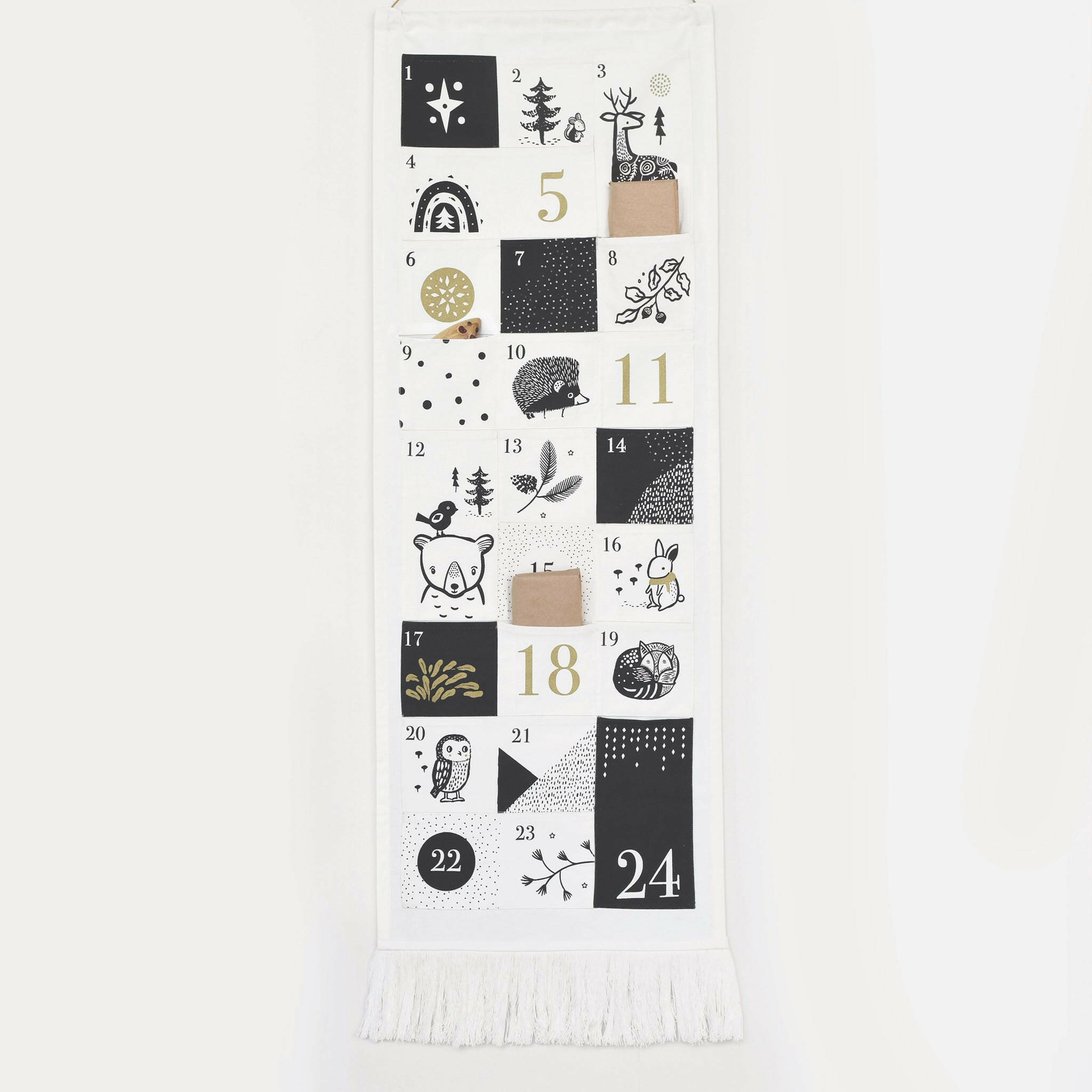 Festive Friends 24 Pocket Advent Calendar Christmas Wee Gallery