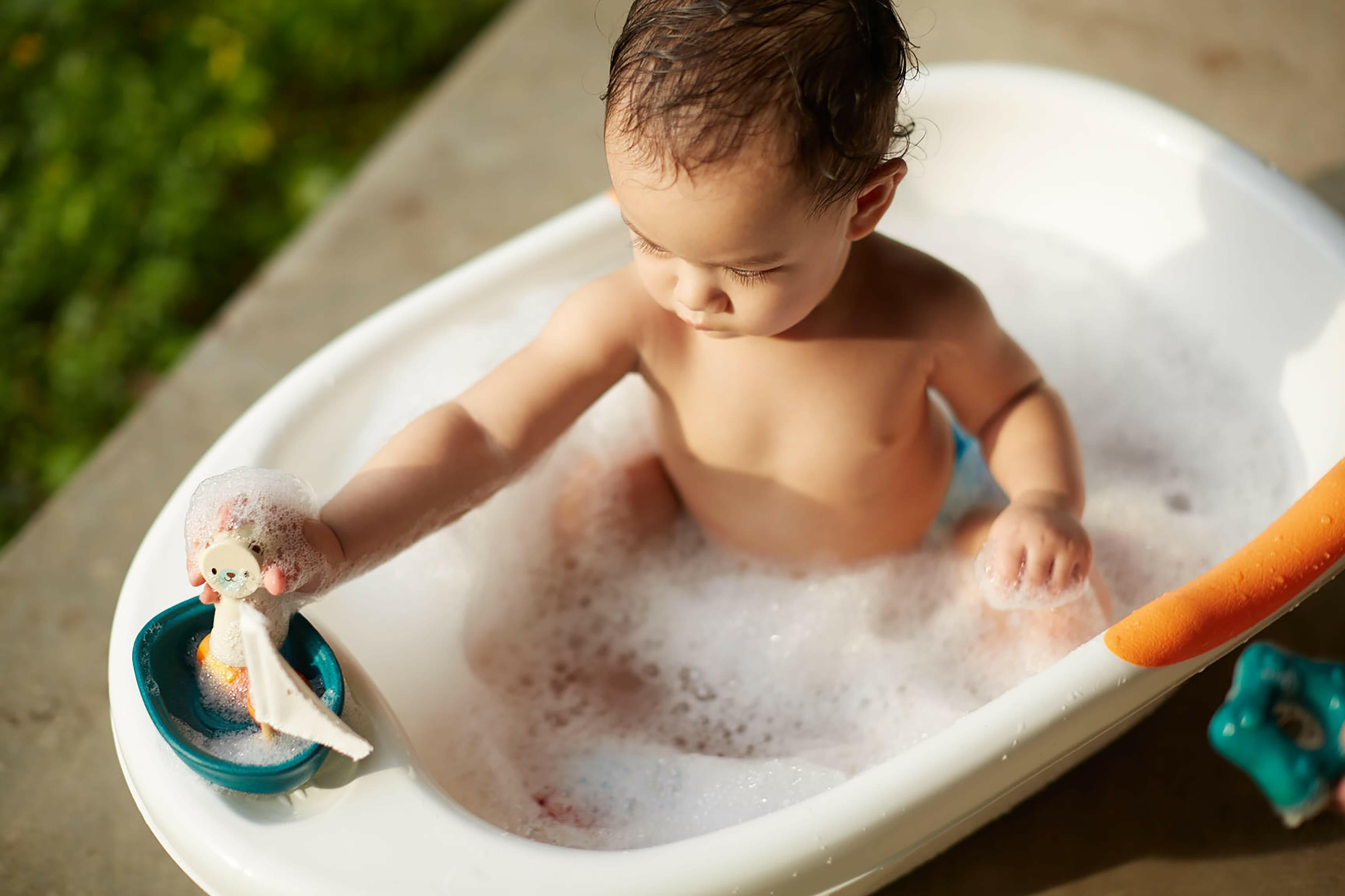 Plan Toys Sailing Boat - Polar Bear Kids Toys PlanToys