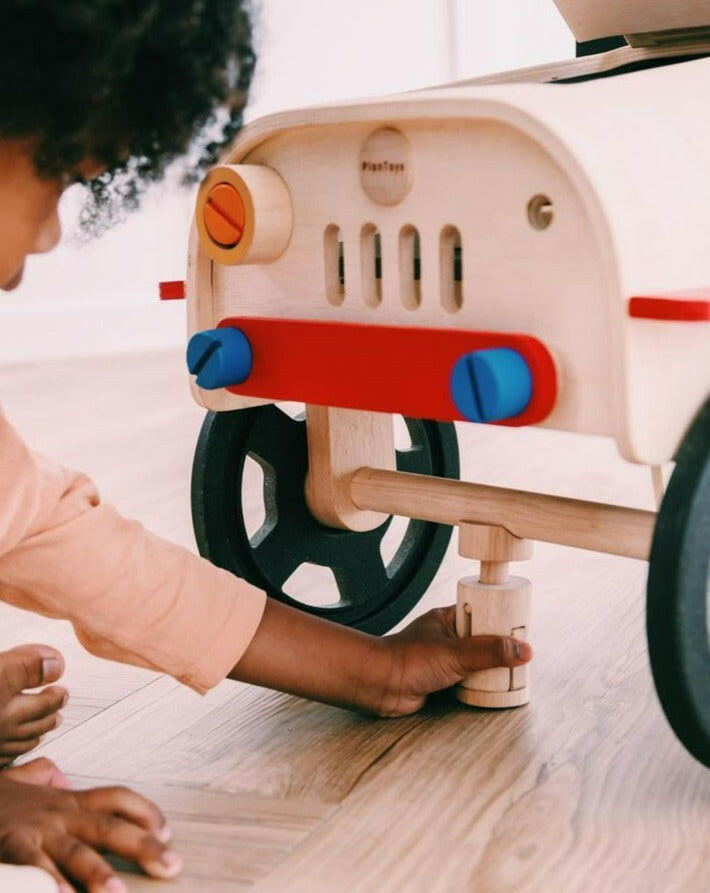 Motor Mechanic Wooden Toys PlanToys