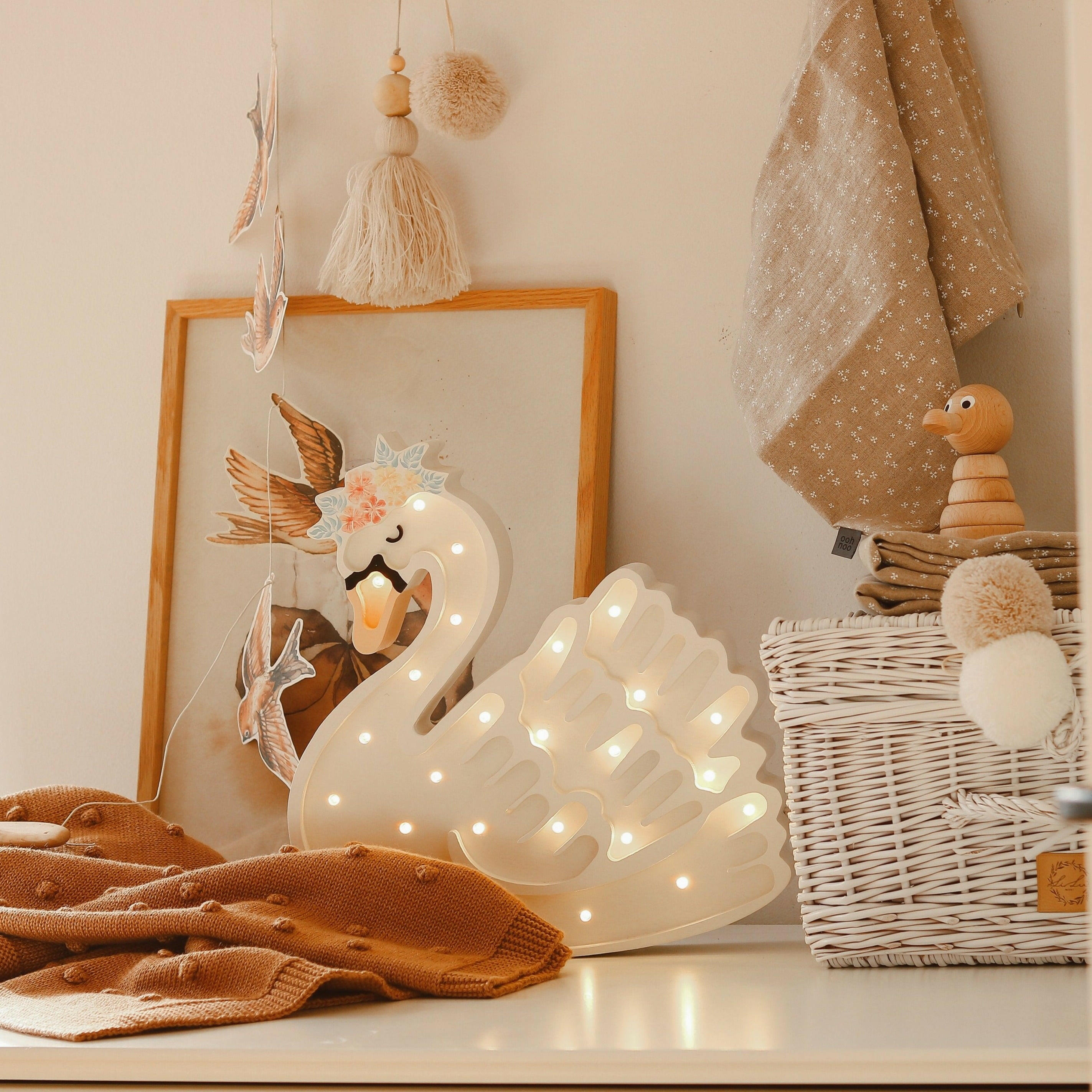 Little Lights Swan Lamp Little Lights US