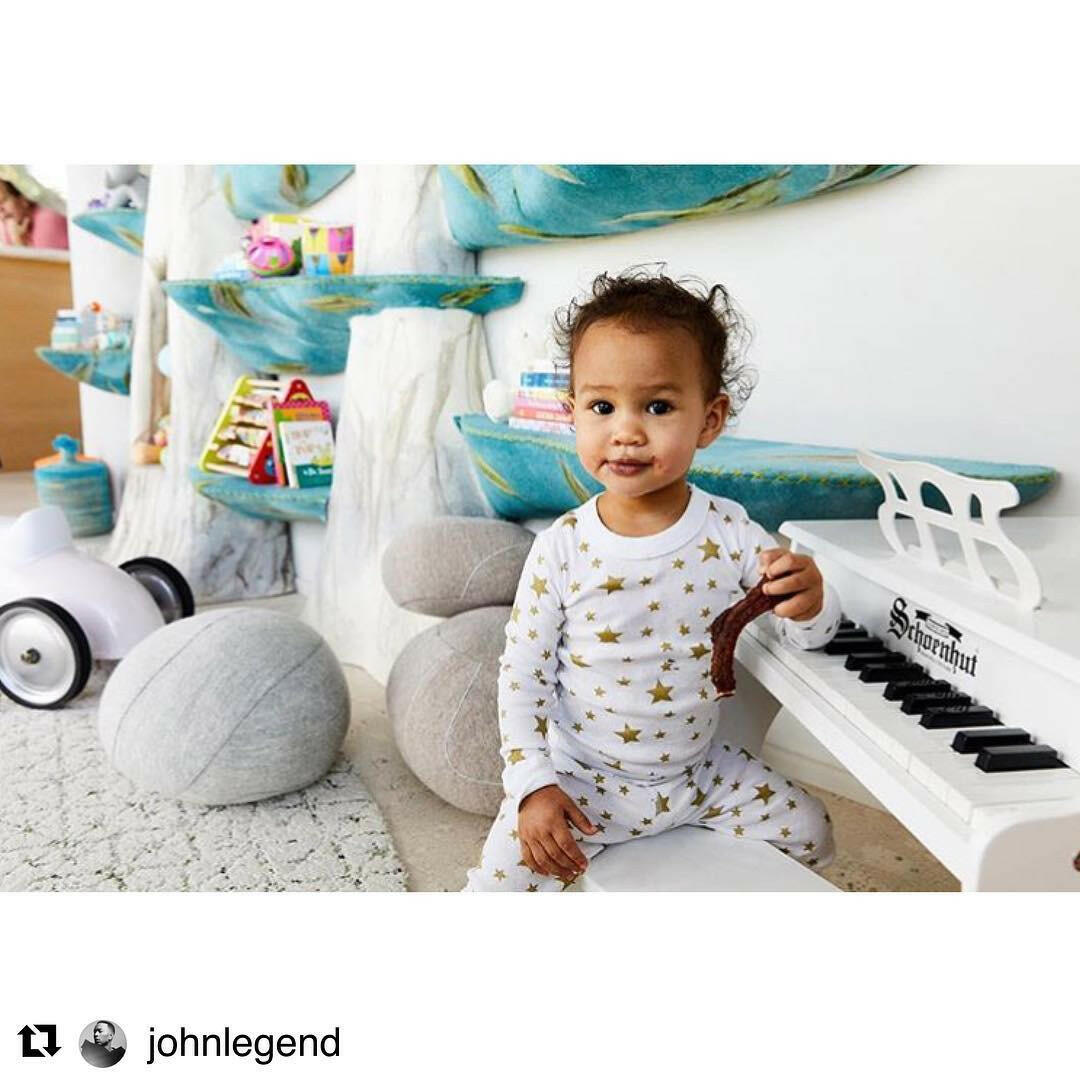 Organic Long Sleeve Pajamas- Stars White Pajamas Skylar Luna