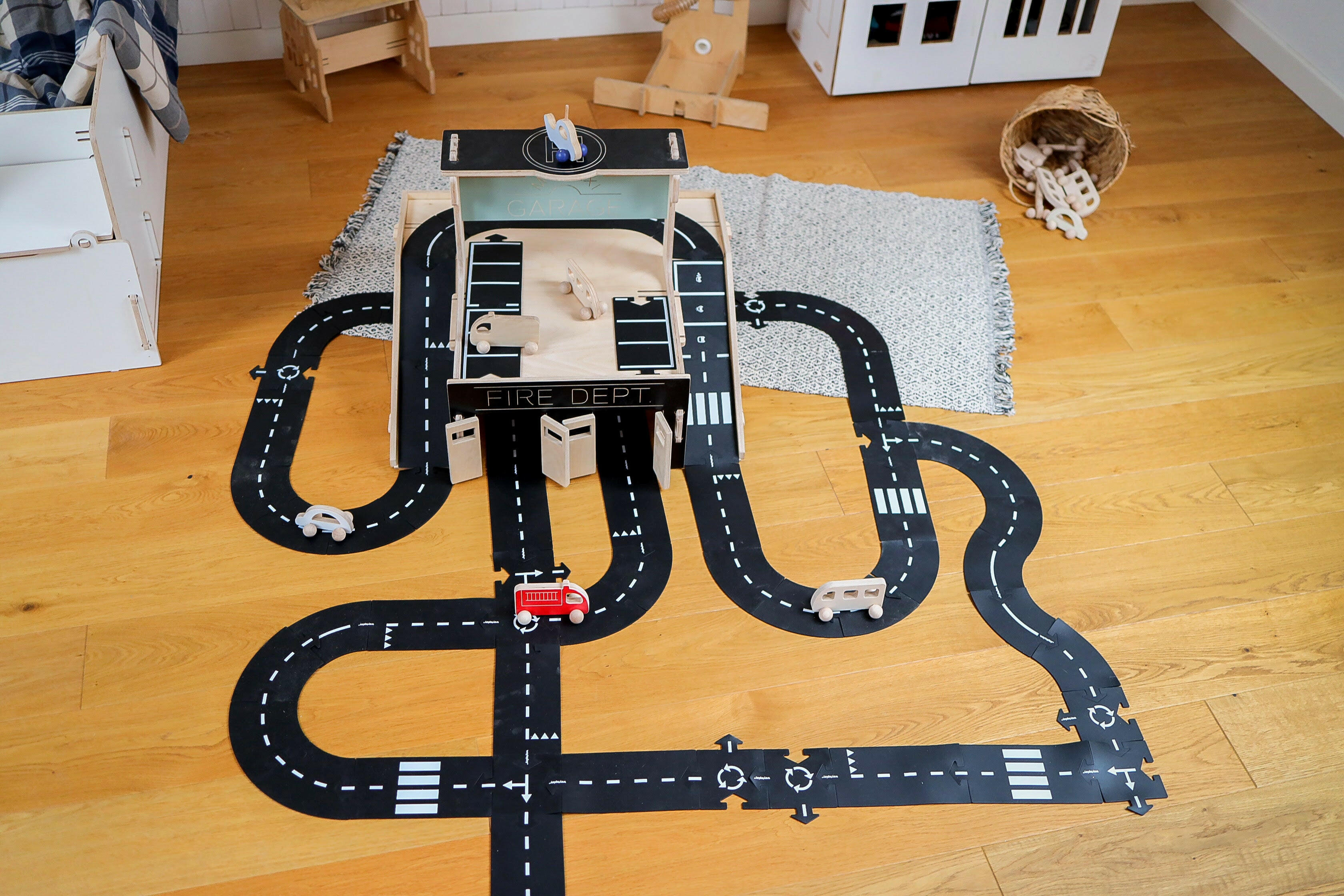 Maxi Car Garage Wooden Toys myminihome