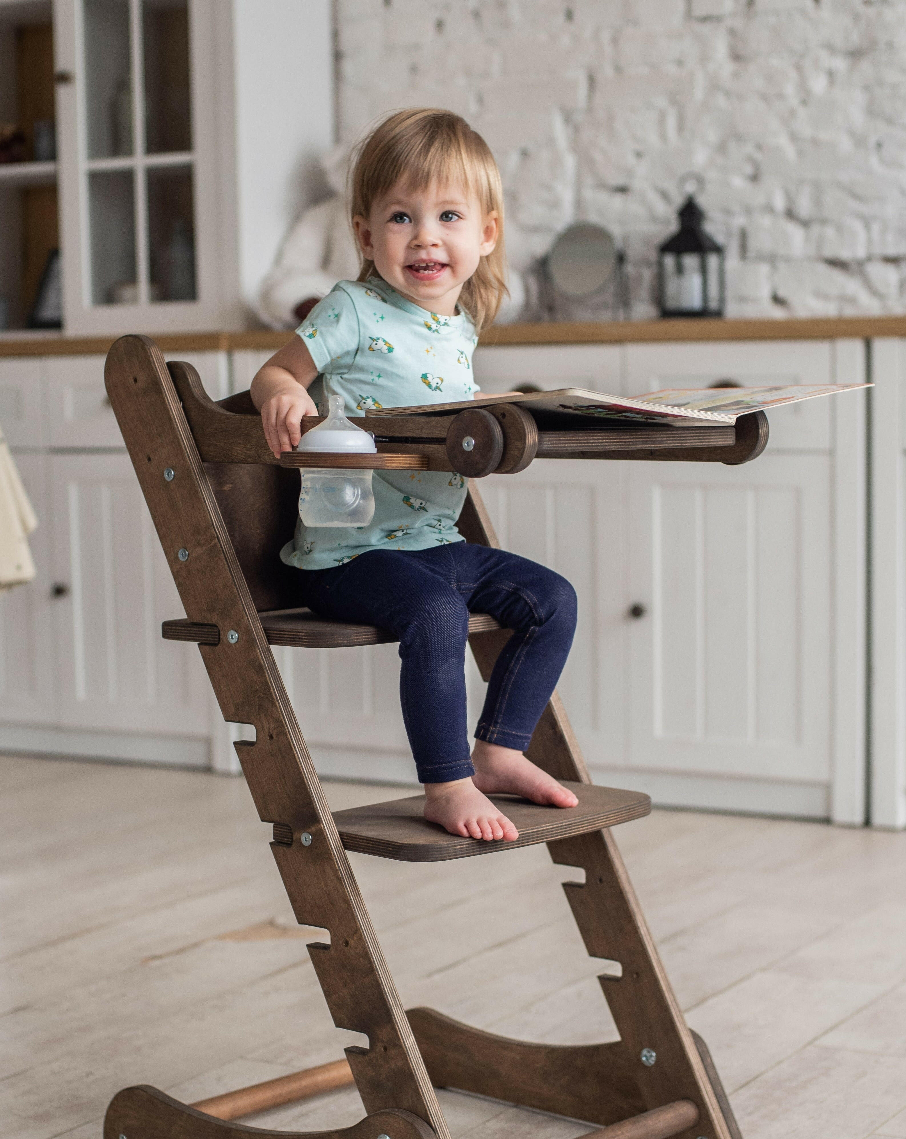 Growing Chair for Babies – Kitchen Helper Tower - Chocolate Growing chairs Goodevas