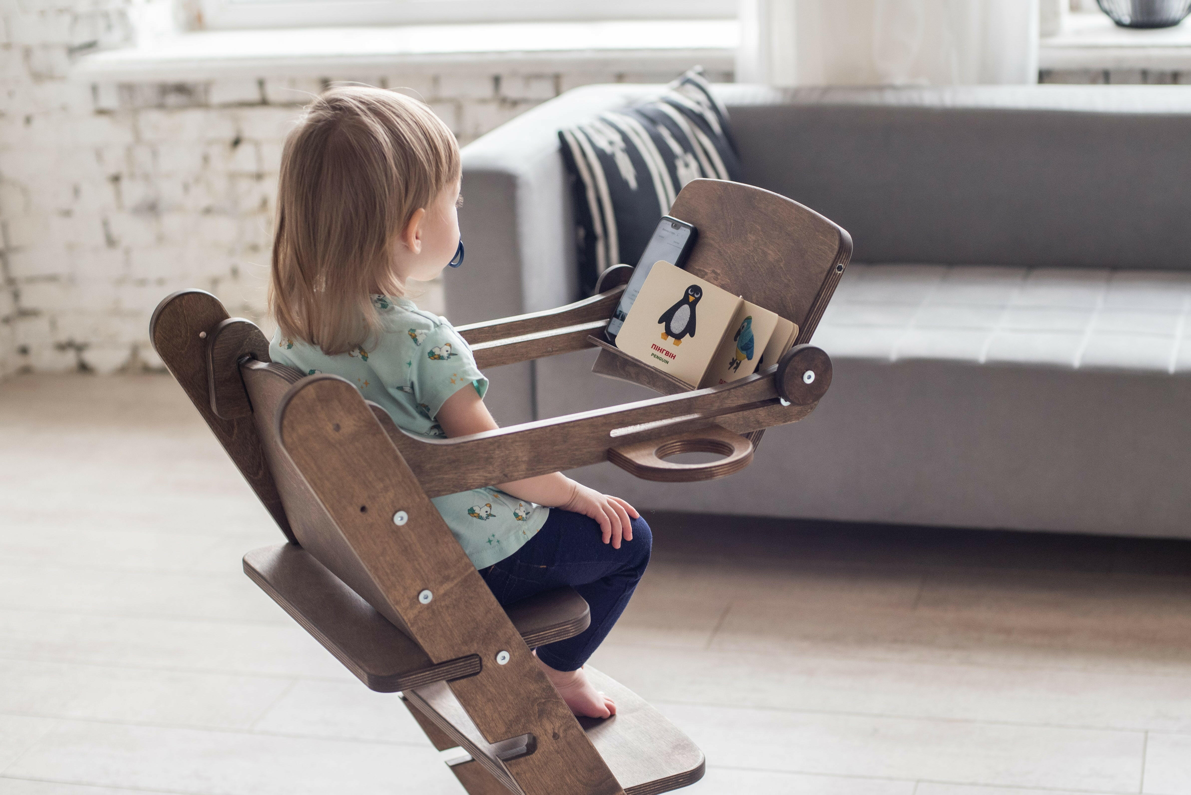 Growing Chair for Babies – Kitchen Helper Tower - Chocolate Growing chairs Goodevas