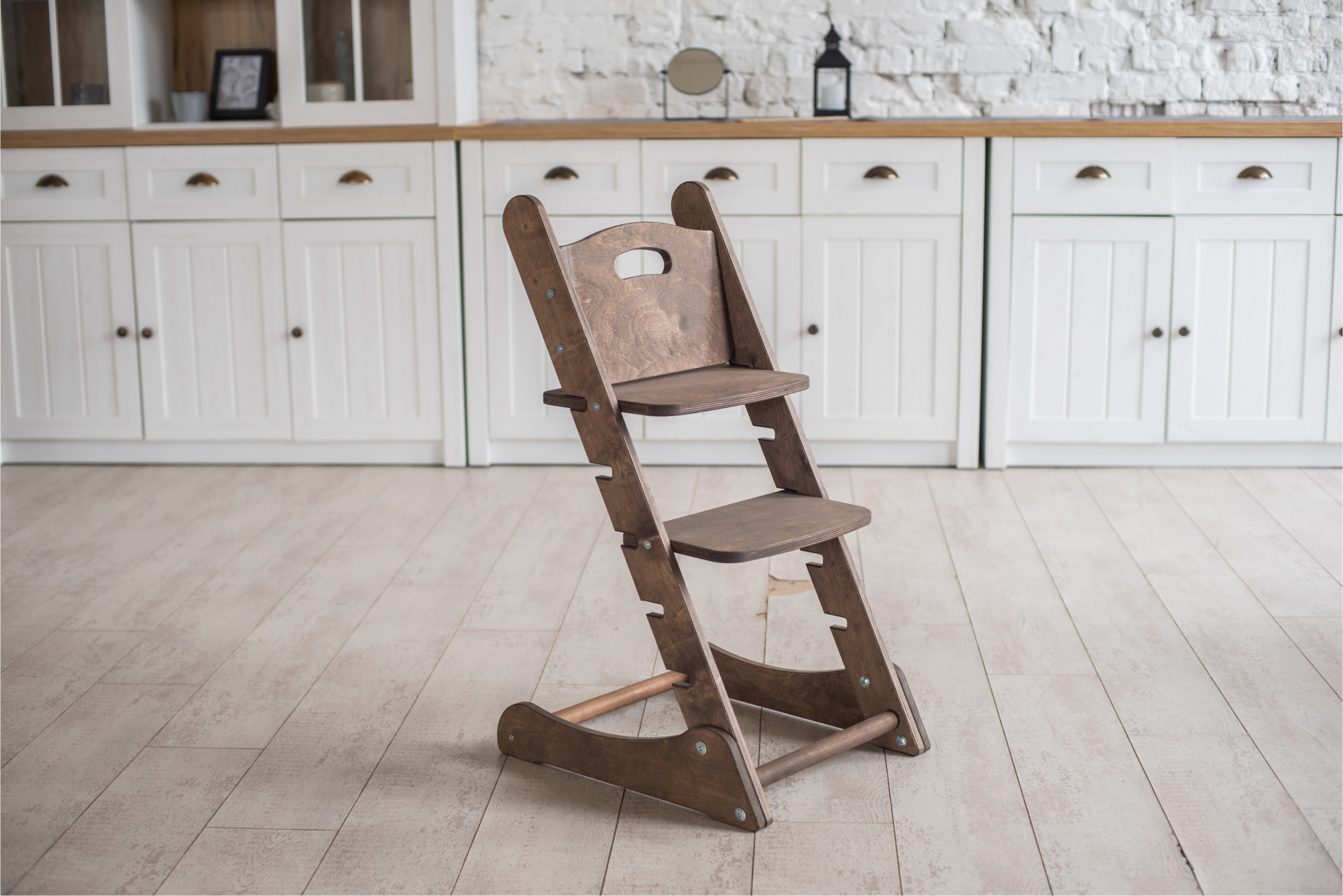 Growing Chair for Babies – Kitchen Helper Tower - Chocolate Growing chairs Goodevas
