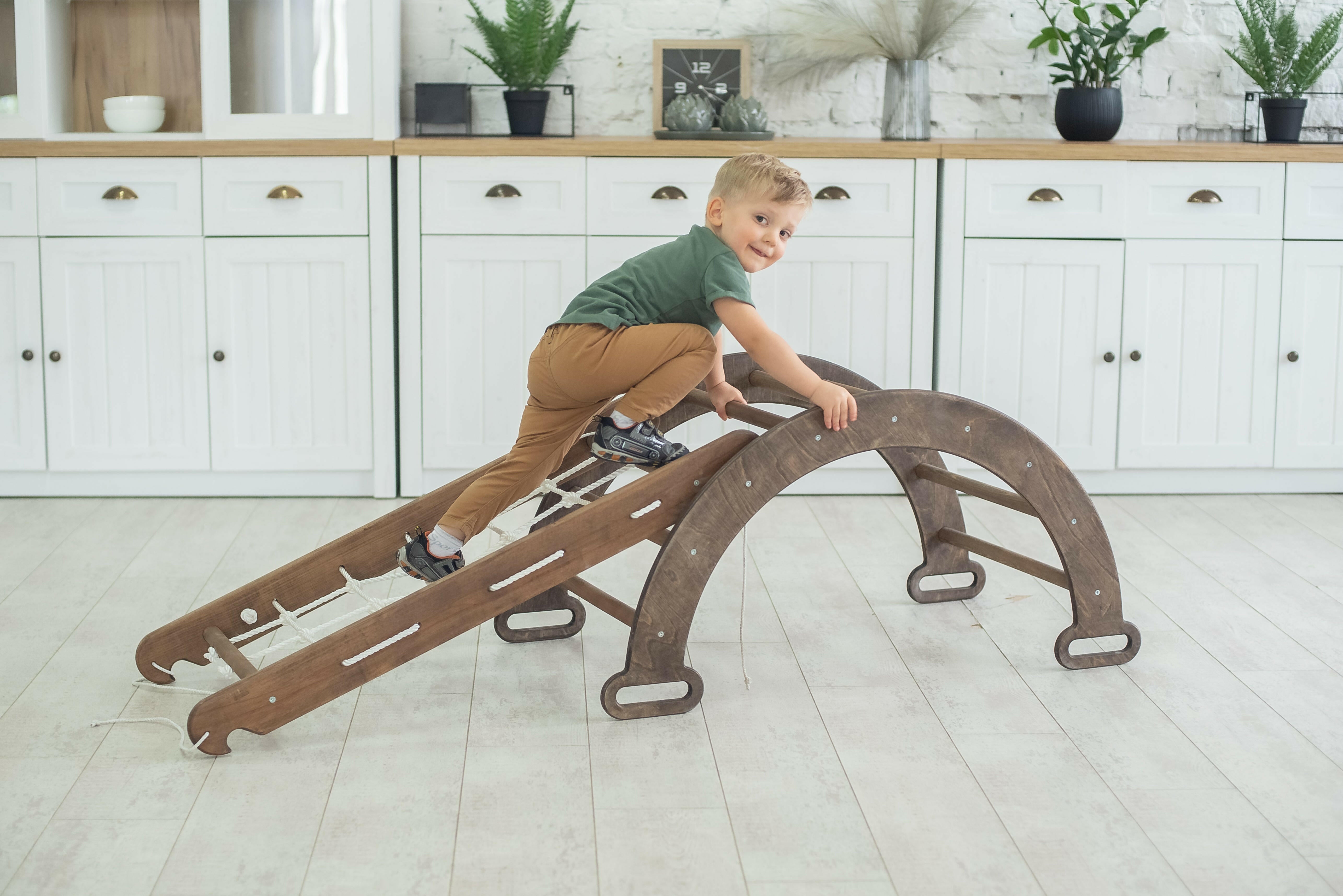 3in1 Montessori Set - Triangle Ladder + Wooden Arch + Climbing Net - Chocolate Color 3in1 Playsets Goodevas