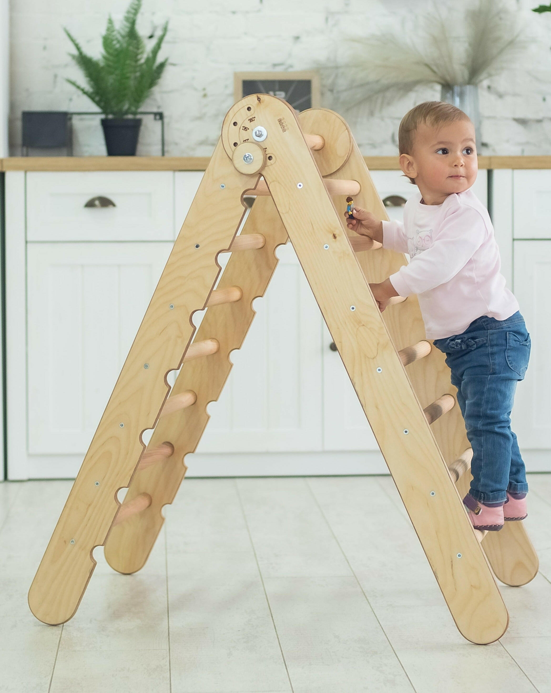 Montessori Triangle Ladder - Handmade Climber for Kids 1-7 y.o. – Beige Single Ladders Goodevas