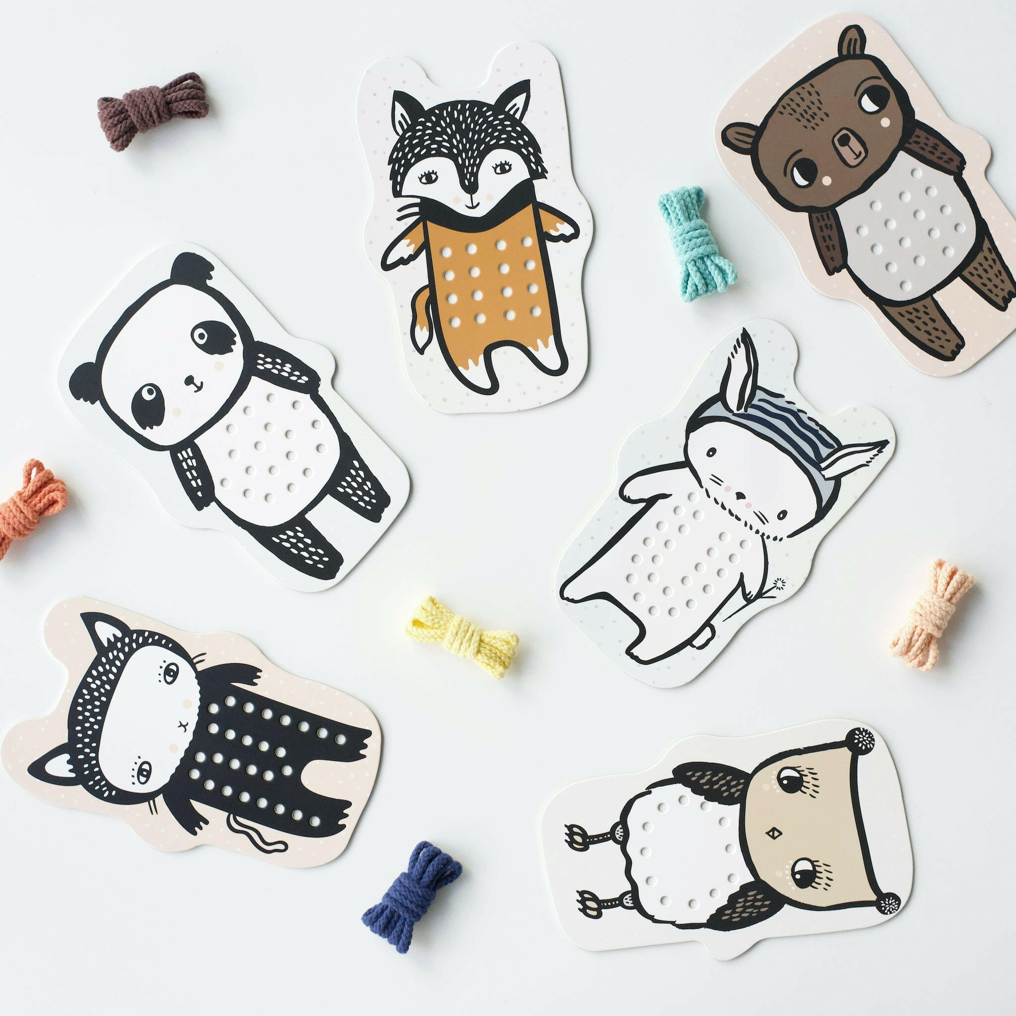 Lacing Cards - Baby Animals Learning Cards Wee Gallery