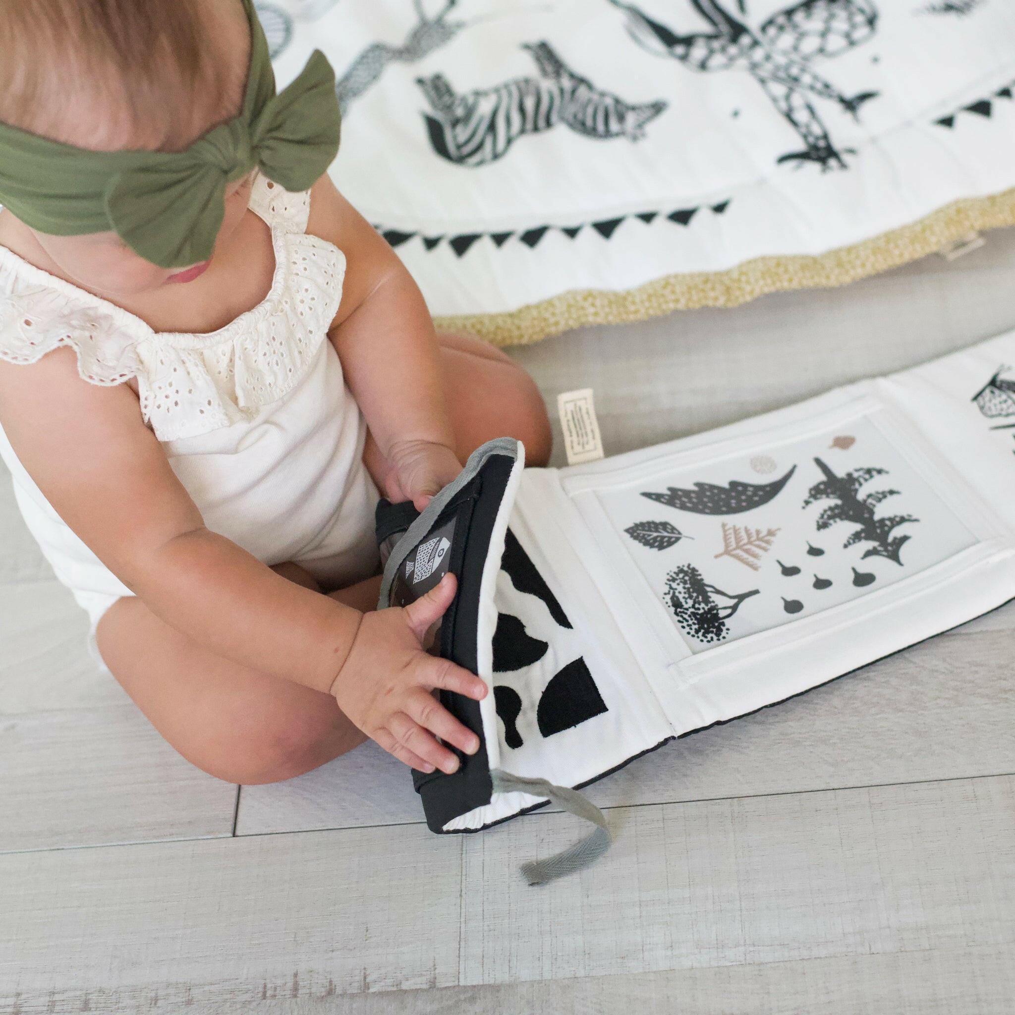 Tummy Time Gallery Baby & Toddler Wee Gallery